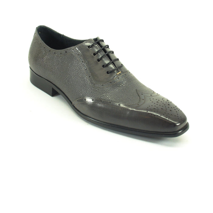 Mens Carrucci Caviar Leather Wingtip Dress Shoe in Whisky