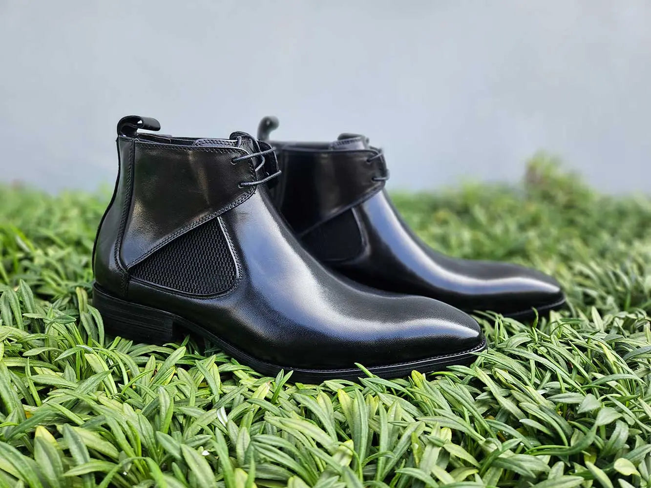 Hand Burnished Calfskin Lace-up Boot - Image 5