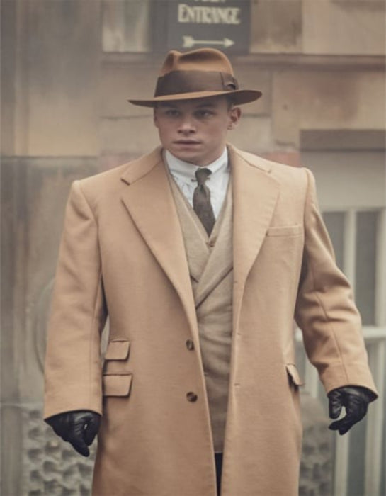 Men's Camel Two Flap Front Pockets Peaky Blinders Suits - Peaky Blinders Outfit + Overcoat + Hat (Peaky Blinder Custome)