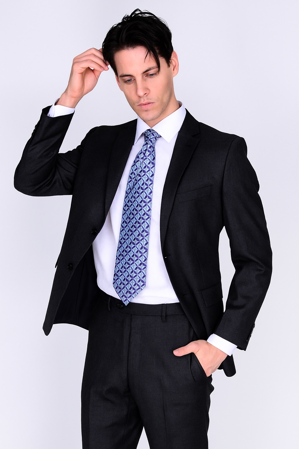 Mantoni Suit Brand Men’s Suit-Solid Gray- High End Suits - High Quality Suits - Image 3