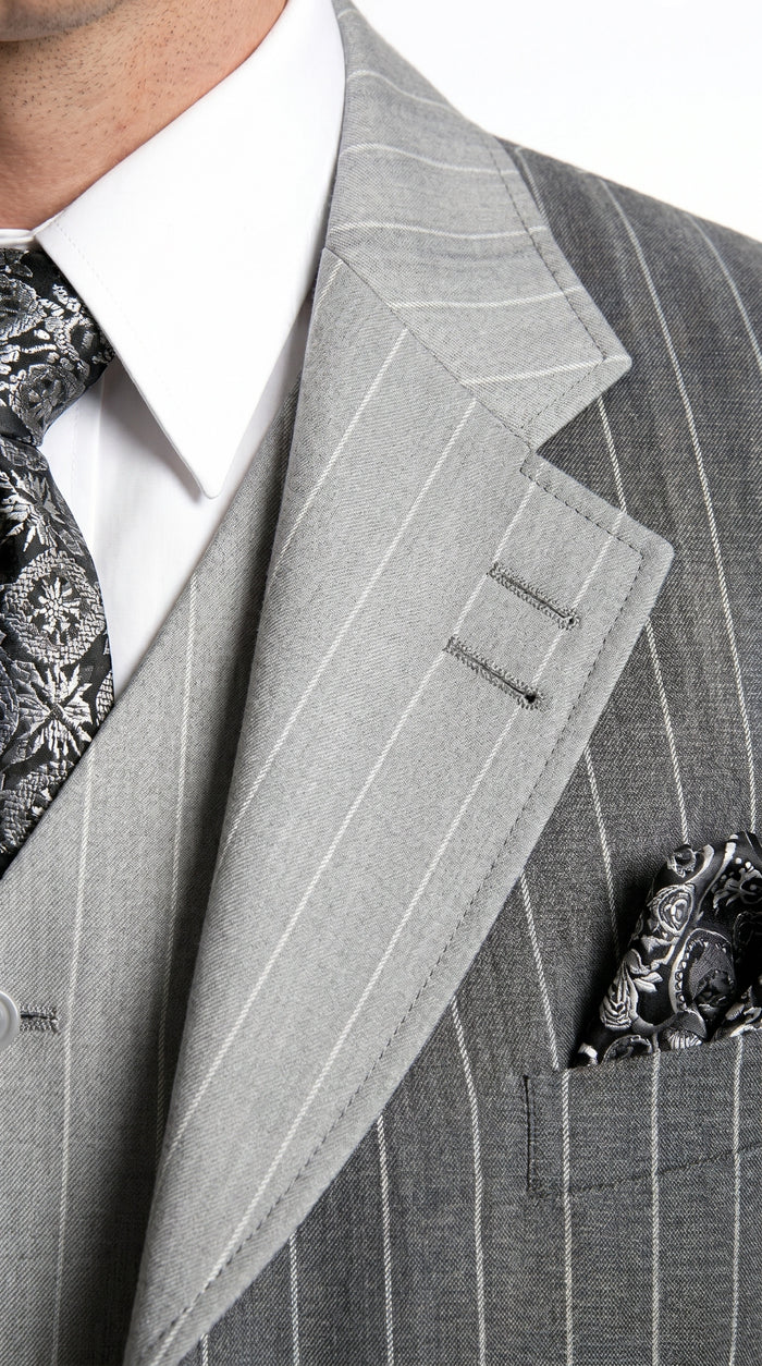 Men’s Grey Pinstripe 1920s Gangster 3 Piece Suit, Contrast Lapel Vintage Formal Suit for Parties, Prom, Weddings, and Theme Events Modern Fit