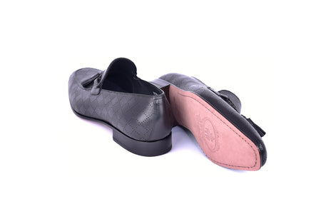 C0001113-5509 Tassel loafer with designed leather-Black