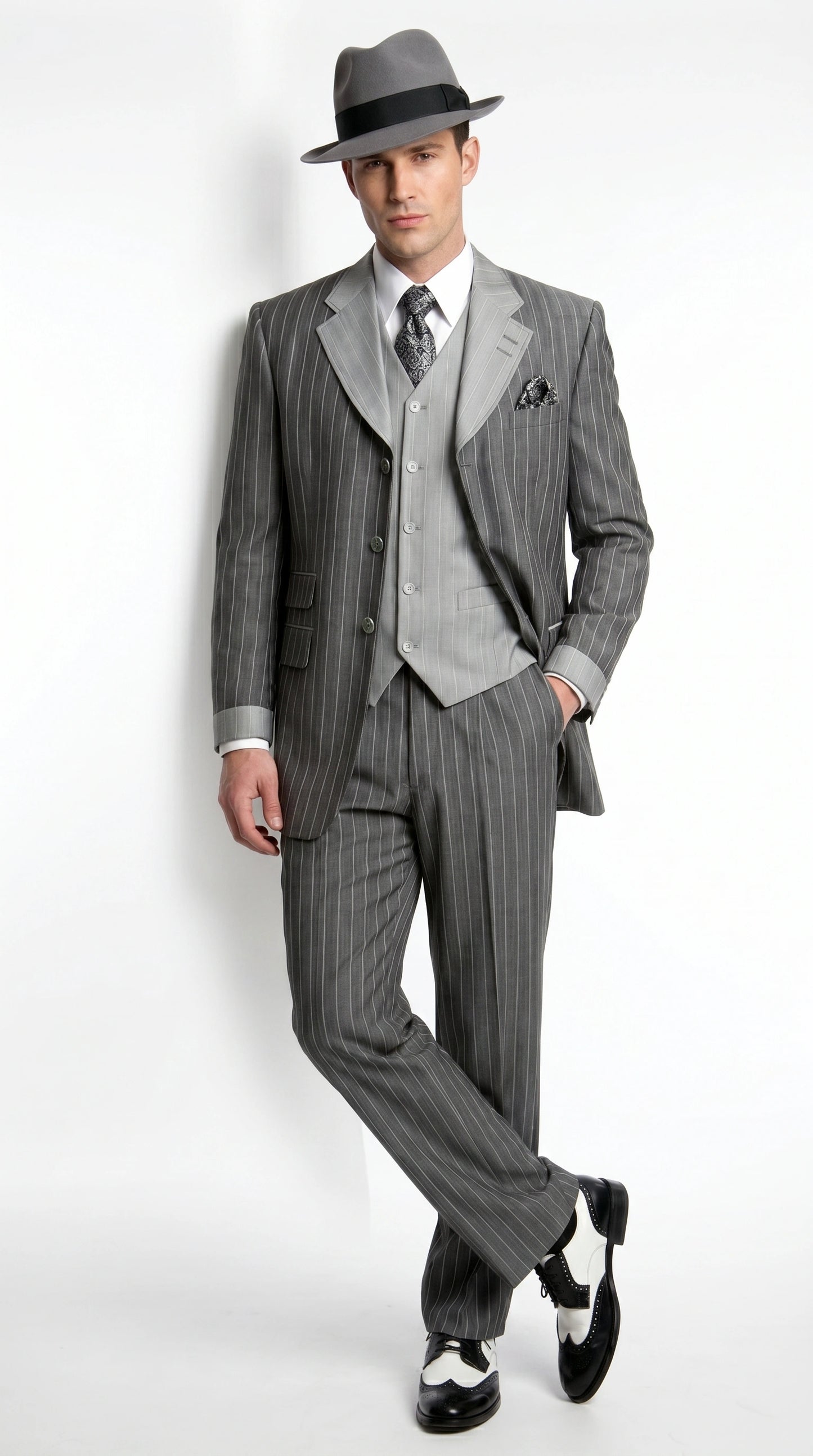 Men’s Grey Pinstripe 1920s Gangster 3 Piece Suit, Contrast Lapel Vintage Formal Suit for Parties, Prom, Weddings, and Theme Events Modern Fit