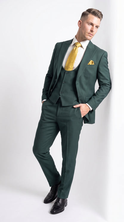 Mens Vitali 3 Piece Suit W/Scoop Vest Hunter Green 3-Piece Suit –, Big Peak Lapel  Vest and Pants  Modern Fit Two Buttons