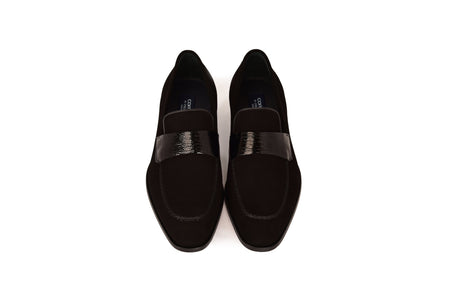 C000211-7425S Loafer-Black Suede