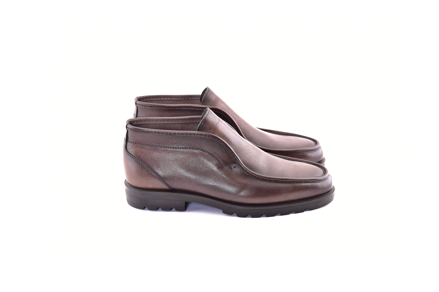 C186-7520 Shearling Lined Chukka Boot-Brown - Image 2