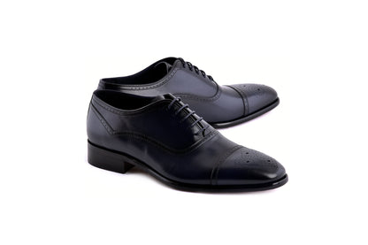 C0001103-7960 Perforated Cap toe lace up- Navy
