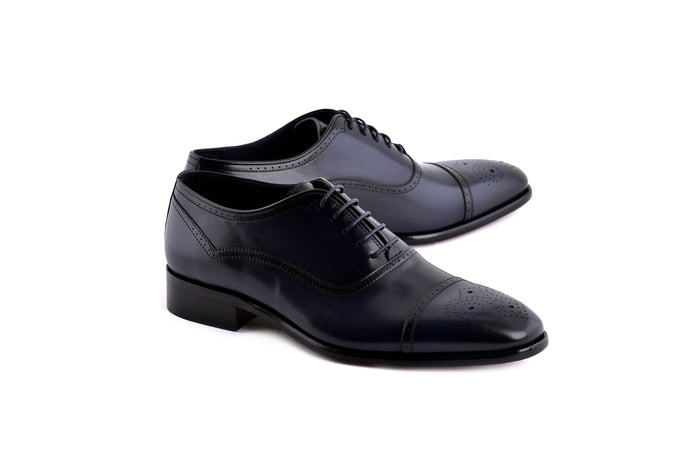 C0001103-7960 Perforated Cap toe lace up- Navy