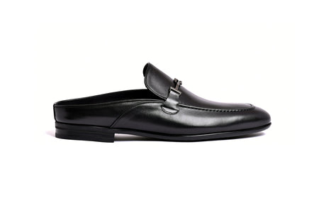C163-8248 Black Mule (Slip-On)