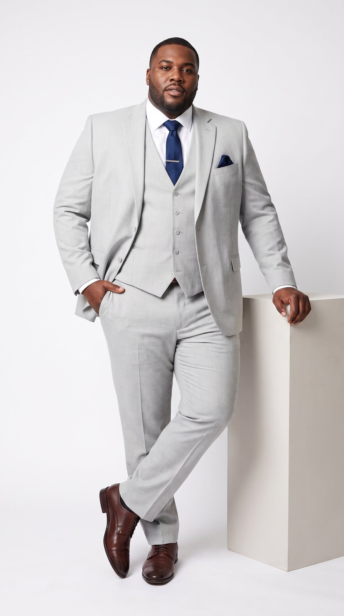 Men’s Silver & Navy Blue 3-Piece Suit – Wedding, Business and Formal Suit with Free Matching Tie  Modern Fit