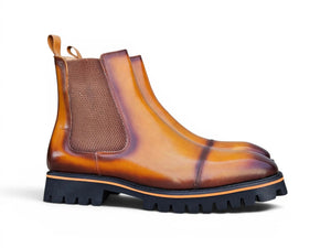 Astor Chealsea Boot in Lug Sole