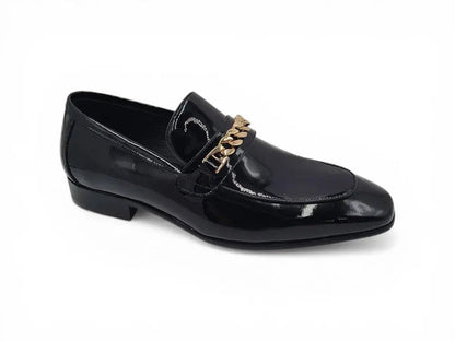 Carrucci Beveled Toe Patent Leather Loafer - Sophisticated Black