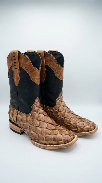 Men’s Arena Pirarucu Fish Skin Rodeo Toe Cowboy Boots, Exotic Western Dress Boots