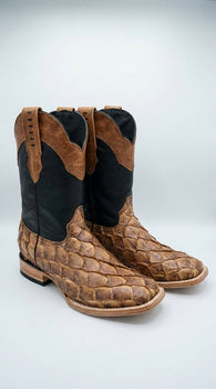 Men’s Arena Pirarucu Fish Skin Rodeo Toe Cowboy Boots, Exotic Western Dress Boots