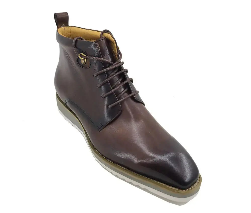 Carrucci Burnished Calfskin Lace-Up Boots - Rich Leather Elegance