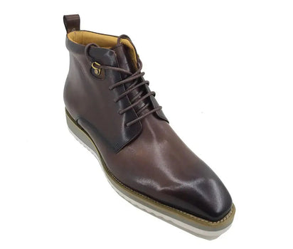 Carrucci Burnished Calfskin Lace-Up Boots - Rich Leather Elegance