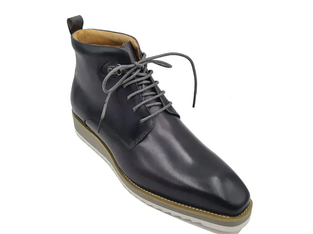 Carrucci Burnished Calfskin Lace-Up Boots - Rich Leather Elegance