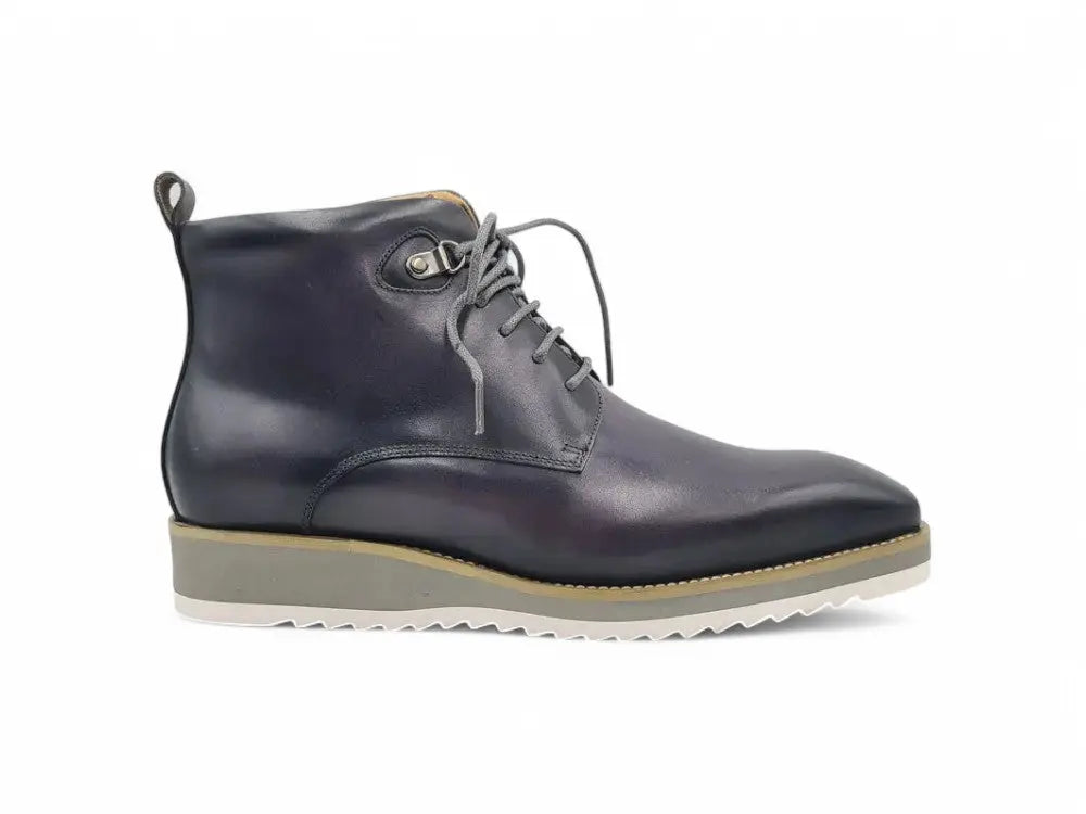 Carrucci Burnished Calfskin Lace-Up Boots - Rich Leather Elegance