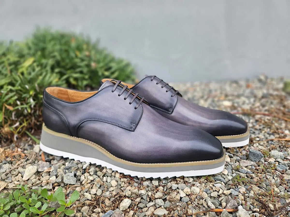 Burnished Lace-up Leather Derby - Image 20