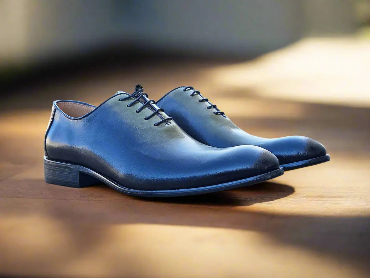 Carrucci Burnished Two-Tone Leather Wholecut Oxford