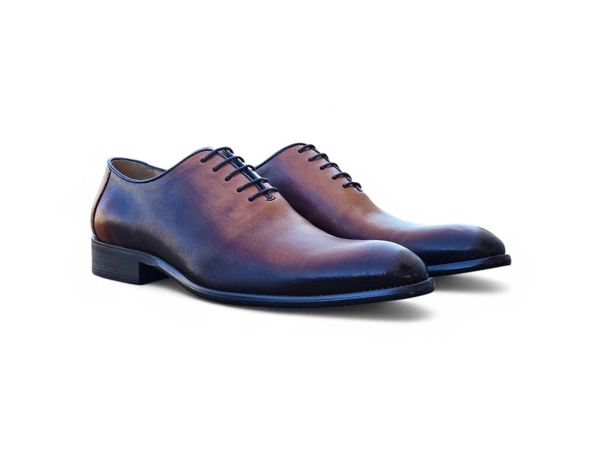 Carrucci Burnished Two-Tone Leather Wholecut Oxford