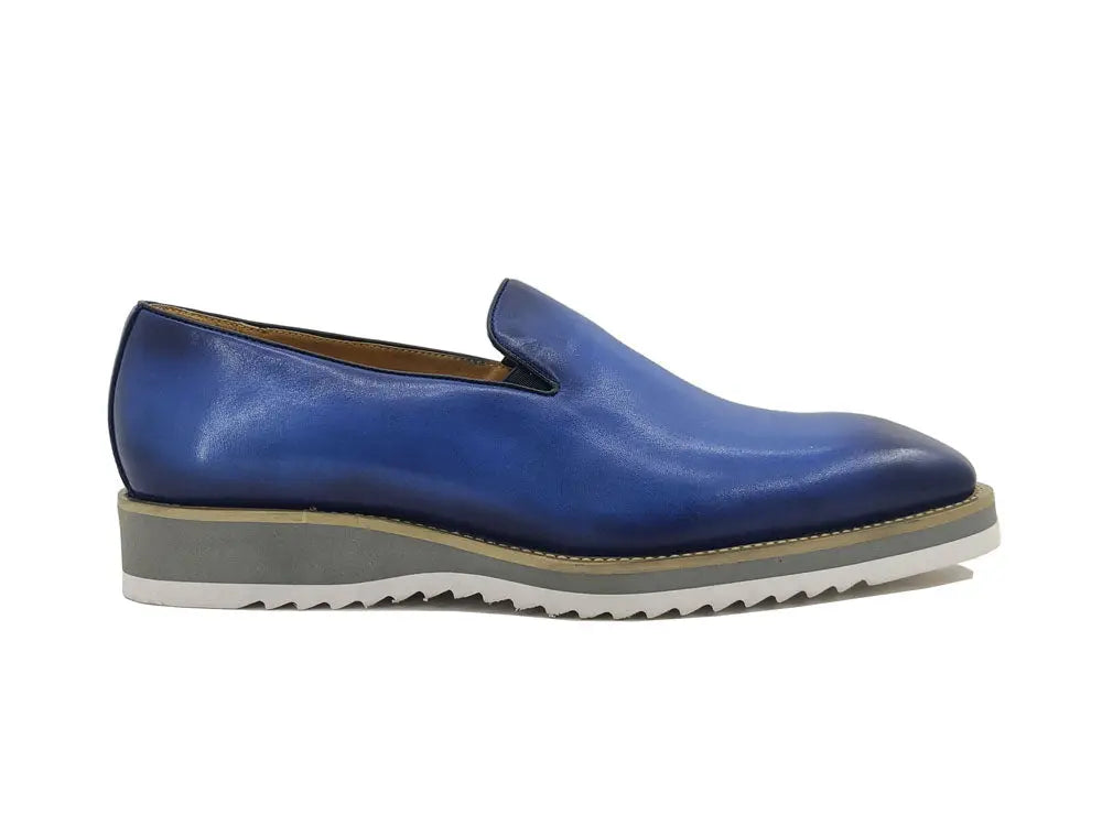Carrucci Burnished Leather Wholecut Loafer - Lightweight Sole