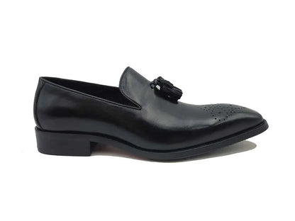 Carrucci Burnished Leather Wholecut Tassel Loafer