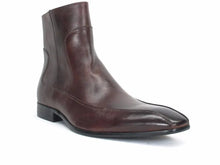 Carrucci Burnished Zip Boots in Brown