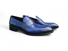 Carrucci Calfskin Modern Classic Penny Loafer