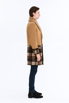 Mens Camel Brown Shawl Collar Overcoat with Plaid Wool Bottom – Double-Breasted Winter Topcoat With Fur Collar - Image 4