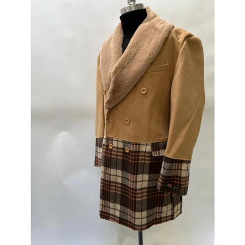 Mens Camel Brown Shawl Collar Overcoat with Plaid Wool Bottom – Double-Breasted Winter Topcoat With Fur Collar - Image 5