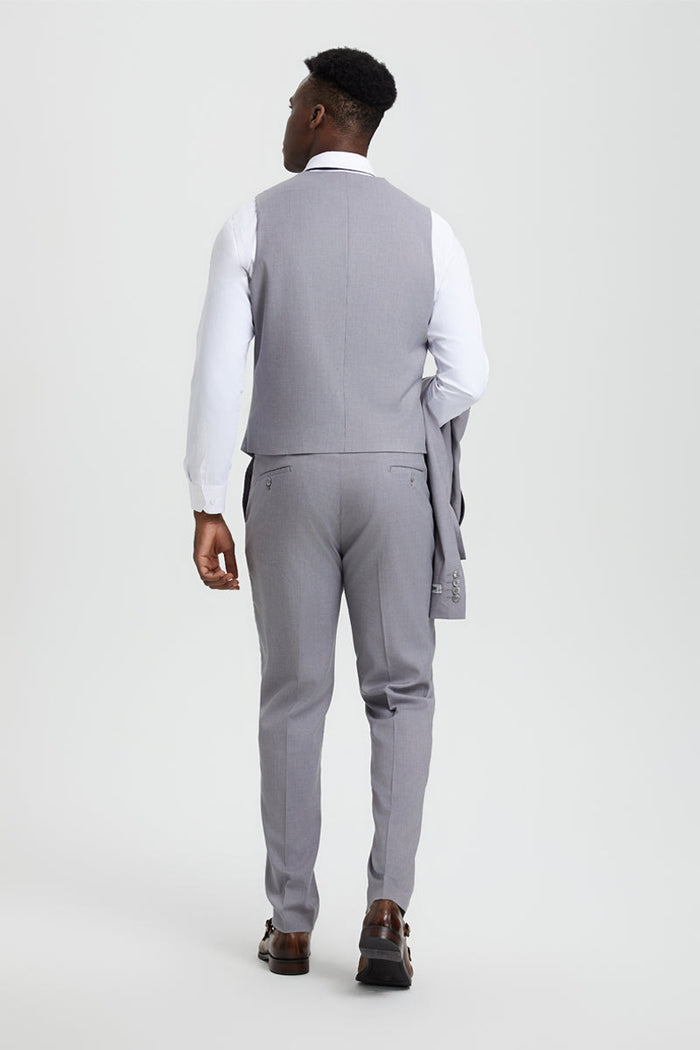 Men's Vested One Button Peak Lapel Stacy Adams Designer Suit in Light Grey - Image 3