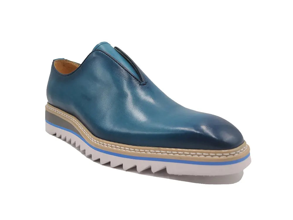 Laceless Loafer with Contrast color lightweight sole - Image 7