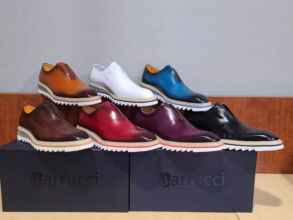 Laceless Loafer with Contrast color lightweight sole - Image 42