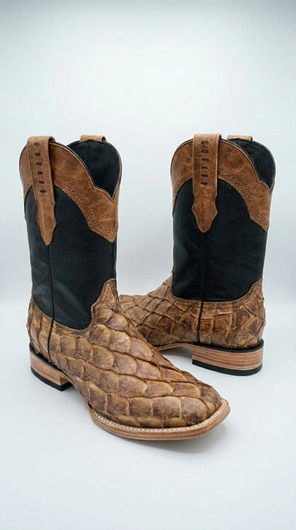 Men’s Arena Pirarucu Fish Skin Rodeo Toe Cowboy Boots, Exotic Western Dress Boots