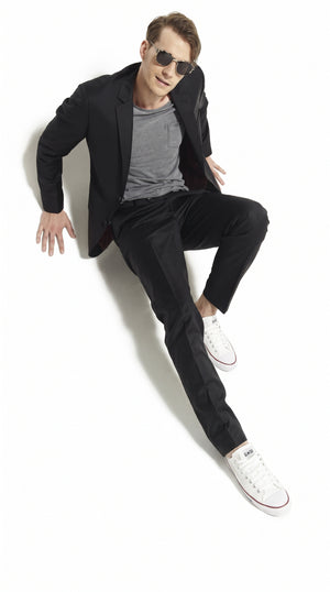 Men's Black Wool Suit – Classic 2 Button Modern Fitted Solid Color Business, Wedding & Formal Suit