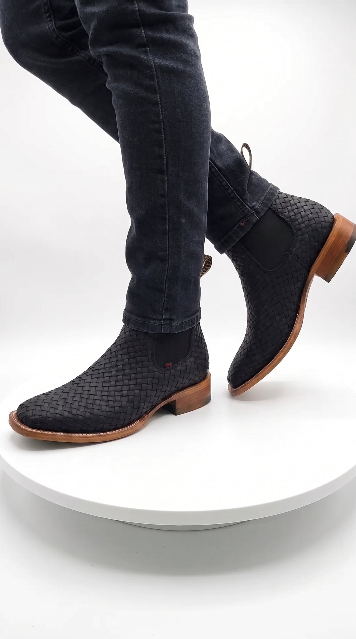 Besserro Men’s Black Petatillo Woven Leather Ankle Boots, Western Chelsea Style Square Toe Botines