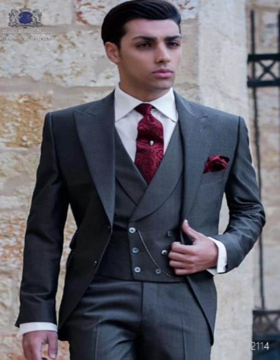 Mens Suits With Double Breasted Vests 100% - Big Peak Lapel Tom Ford Style! - 100% Percent Wool Fabric Suit - Worsted Wool Business Suit