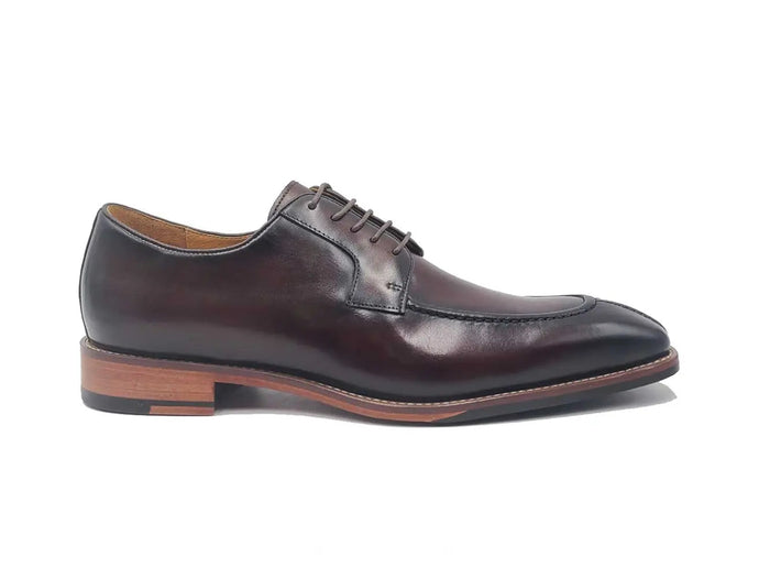Carrucci Split Toe Oxford in Leather Sole