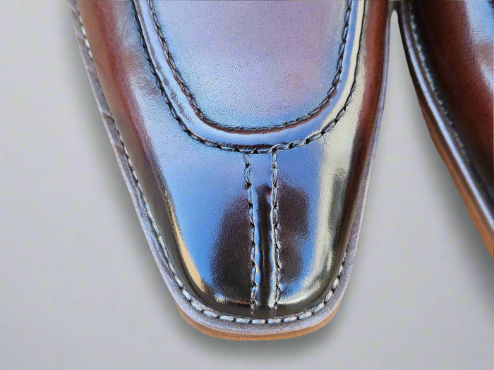 Carrucci Split Toe Oxford in Leather Sole