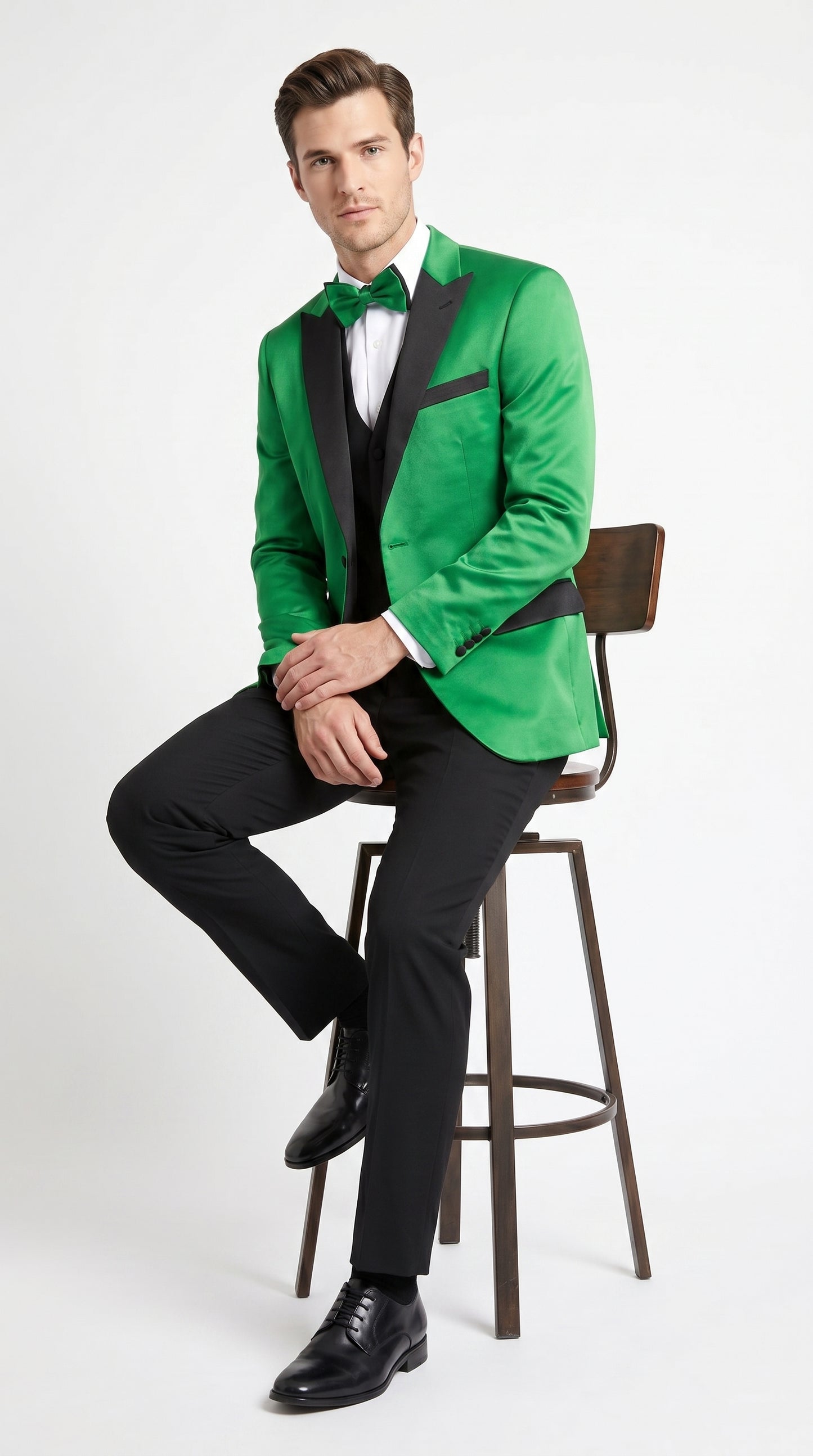 Men’s Emerald Green Tuxedo with Black Shawl Lapel, Black Vest and Pants – Formal 3 Piece Prom Wedding Suit