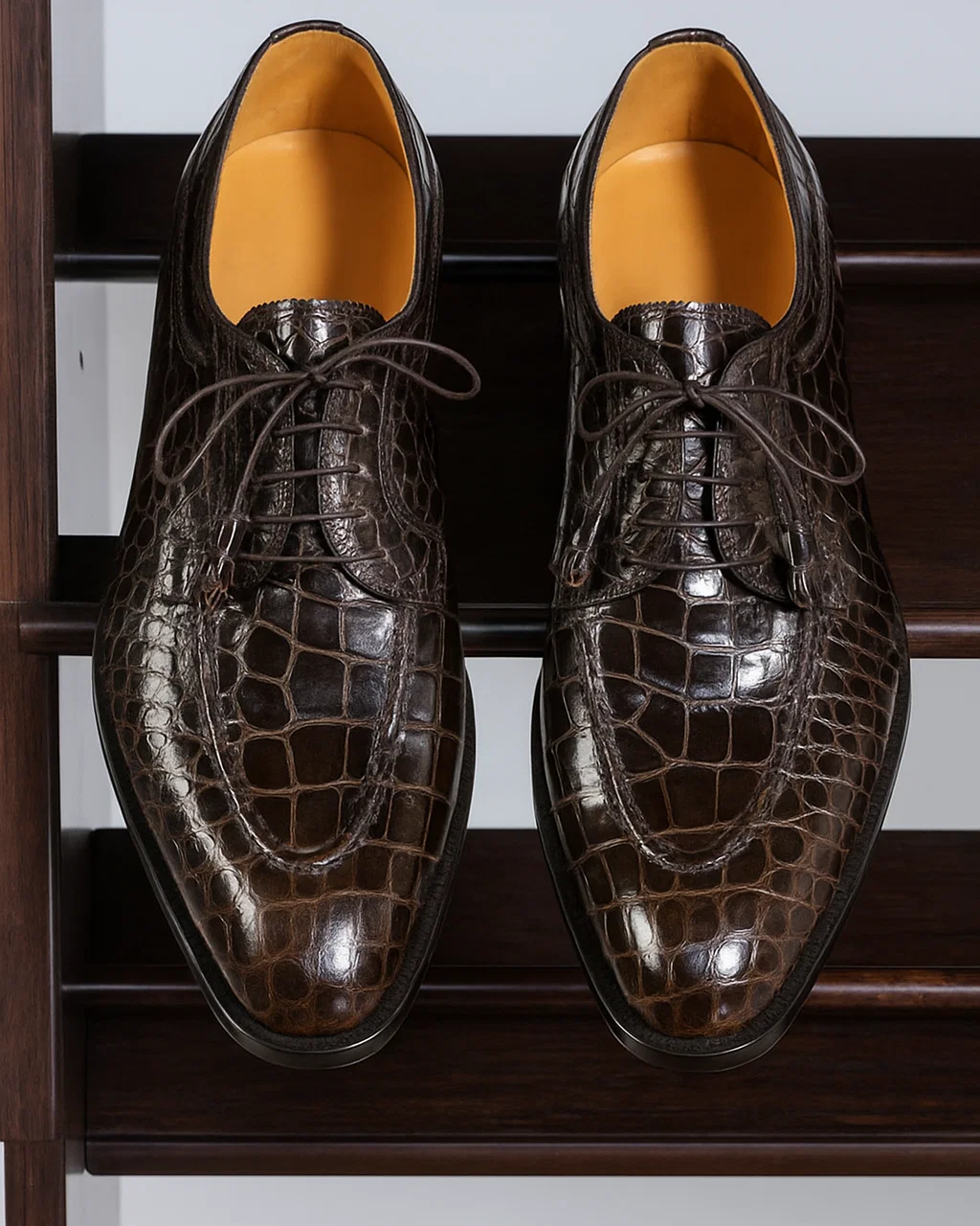 Oilve Gator Skin Belly Split Toe Italian Style Shoe