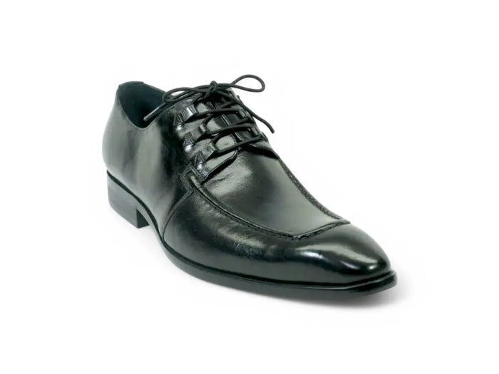 Carrucci Patina Finish Calfskin Lace-up Shoe