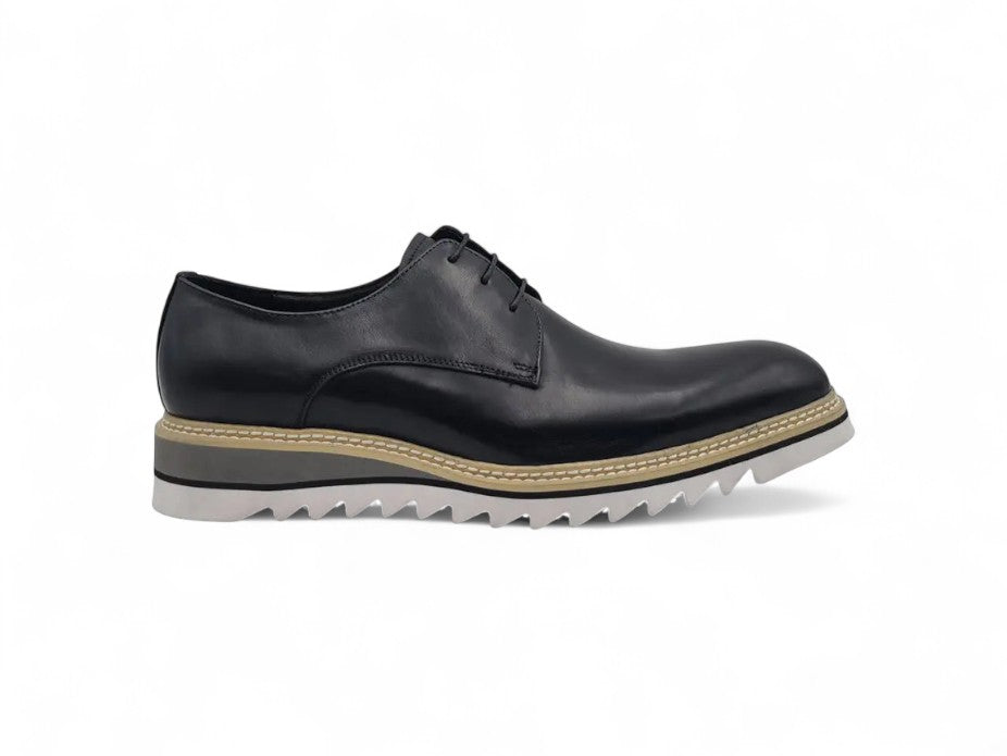 Carrucci Plain Toe Blucher Style Oxford
