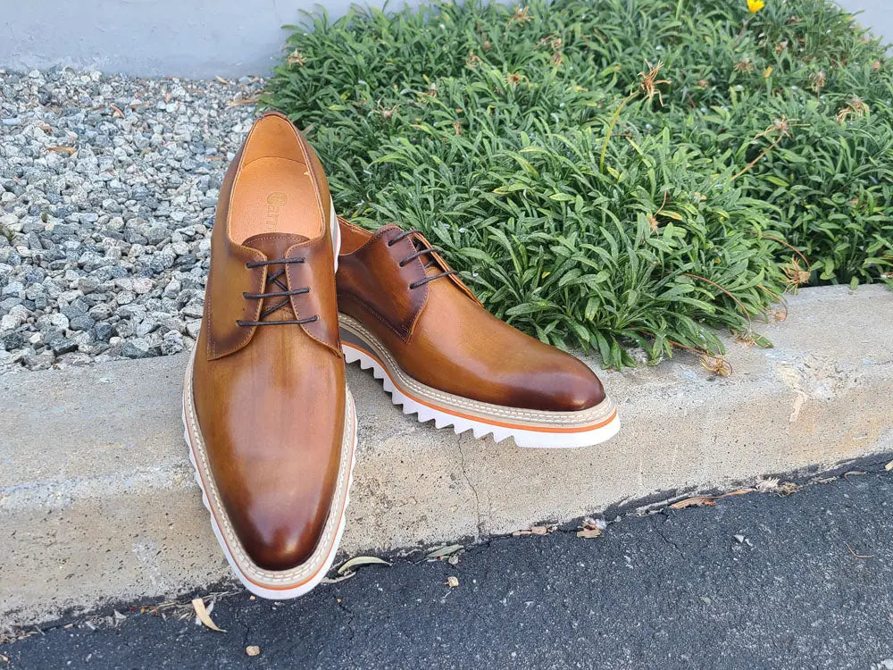 Carrucci Plain Toe Blucher Style Oxford