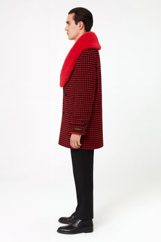 Men’s Red and Black Houndstooth Overcoat with Faux Fur Shawl Collar – Luxury Double-Breasted Winter Coat