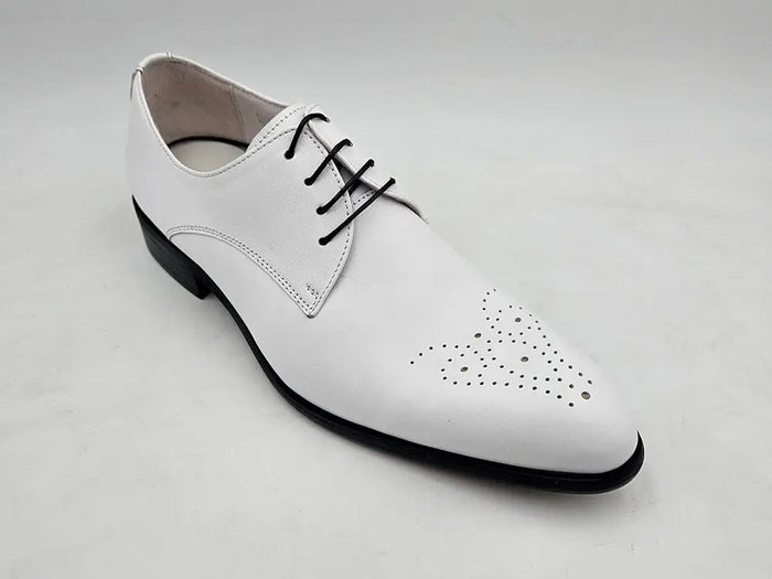 Carrucci Signature Burnished Lace-up Derby