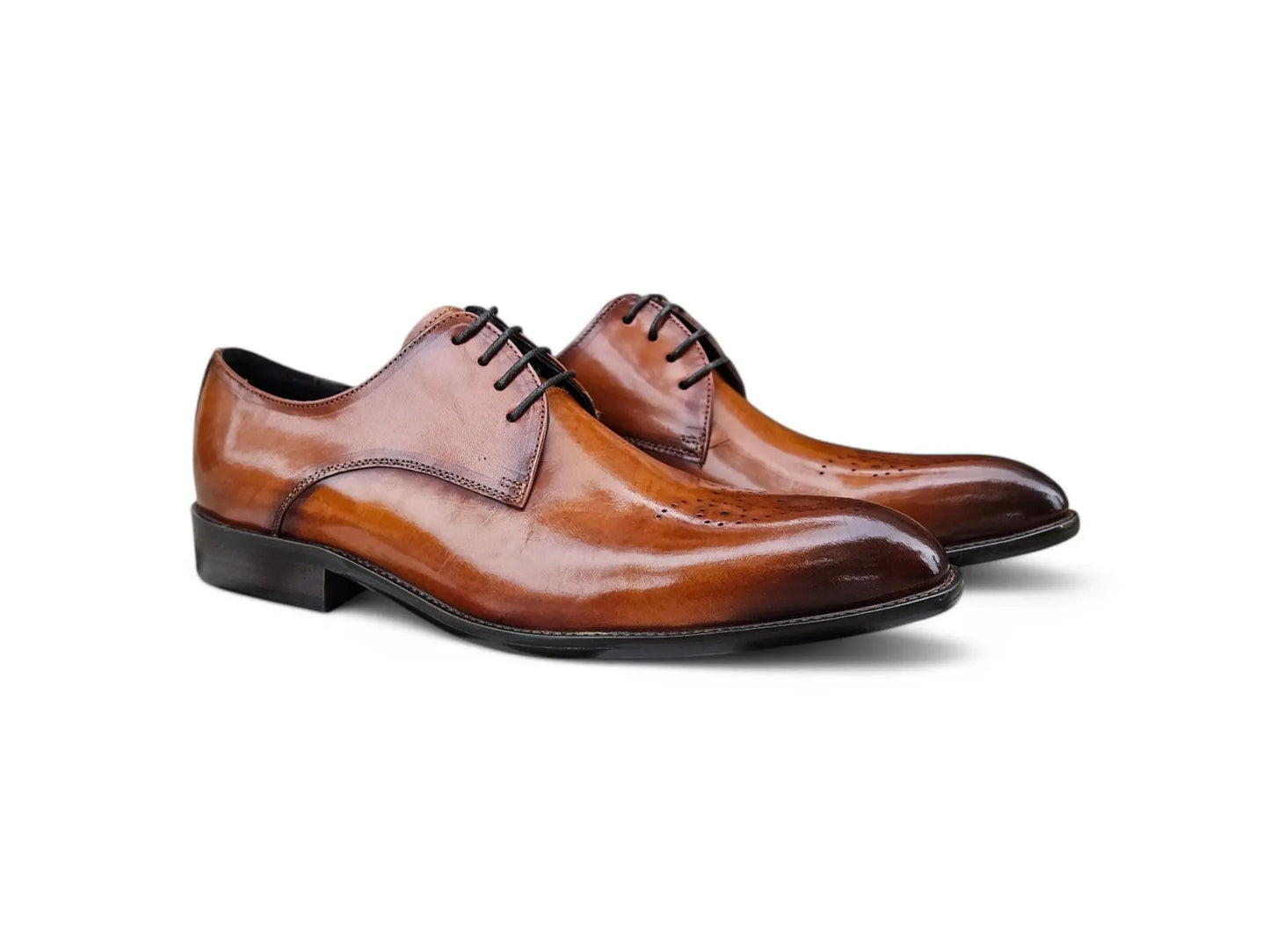 Carrucci Signature Burnished Lace-up Derby