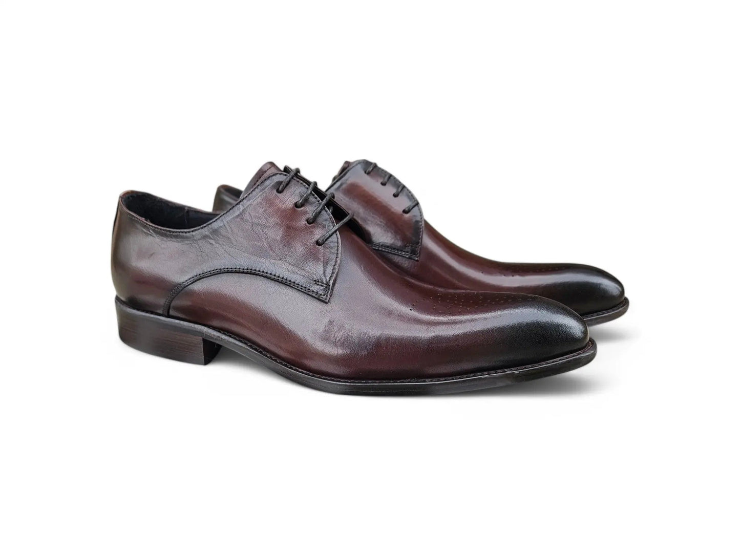 Carrucci Signature Burnished Lace-up Derby