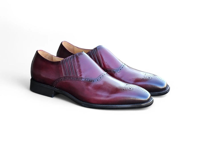 Carrucci Slip-on Loafer with medallion